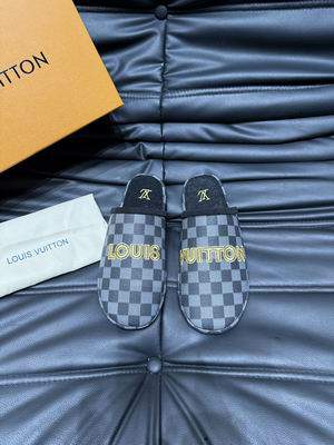 Picture of Louis Vuitton Slippers _SKULVsz38-45jyh11011463